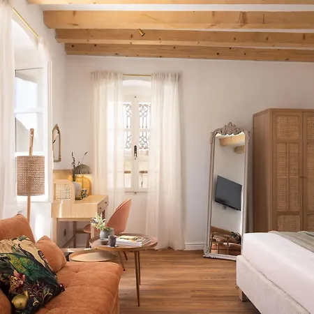 Palazzo Viridis Heritage 4* Милна