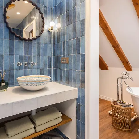Palazzo Viridis Heritage 4* Милна